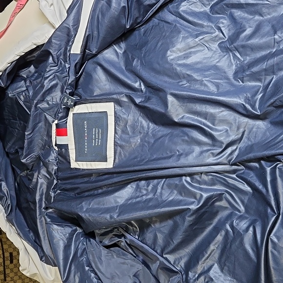 Tommy Hilfiger Wind Resistant Hooded Puffer Chevron Colorblock LG - Picture 7 of 12